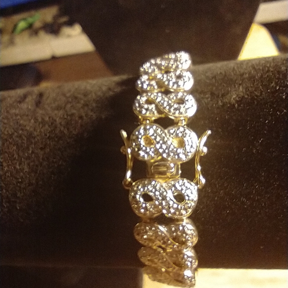 bracelet - Picture 1 of 8